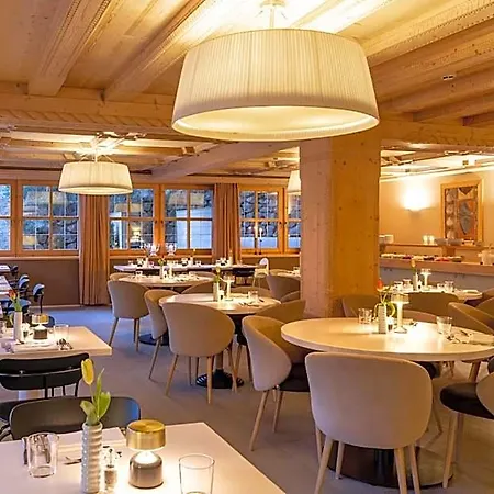 Hotel Edelweiss 4*